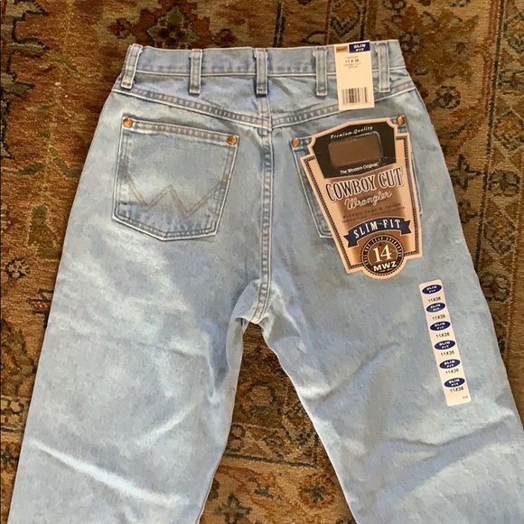 Wrangler High Rise Jeans - Picture 4 of 4